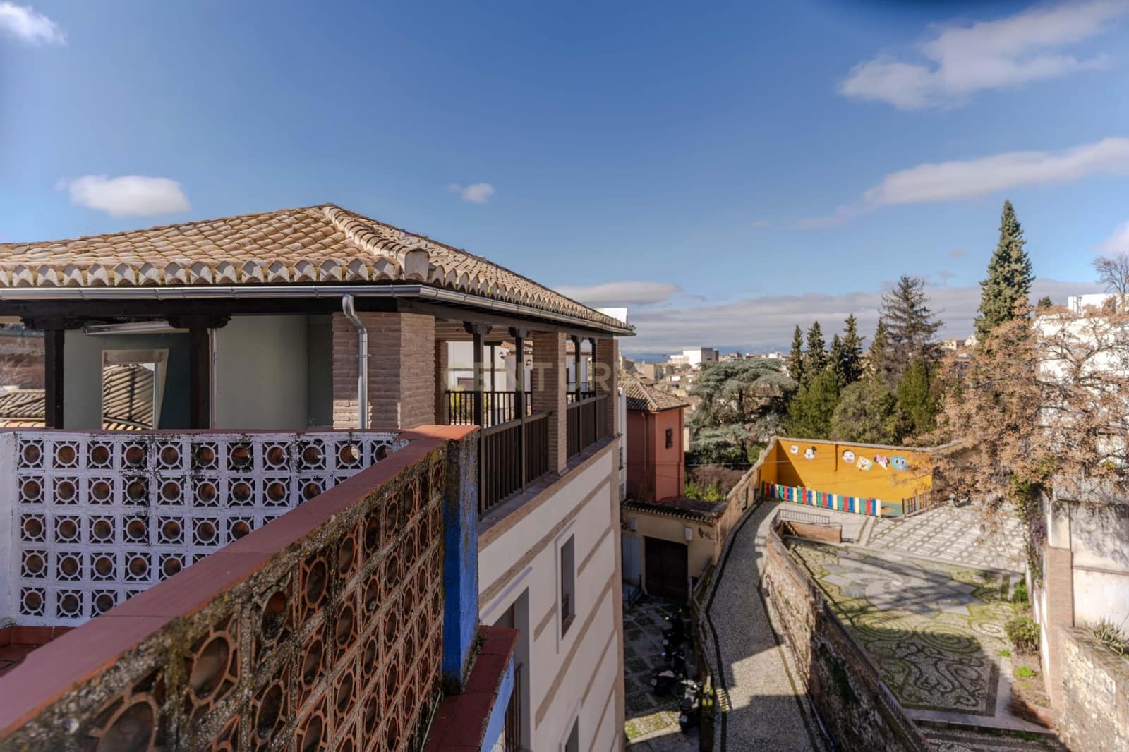 3 bedroom Villa for sale in Granada city - € 490,000 (Ref: 9643614)