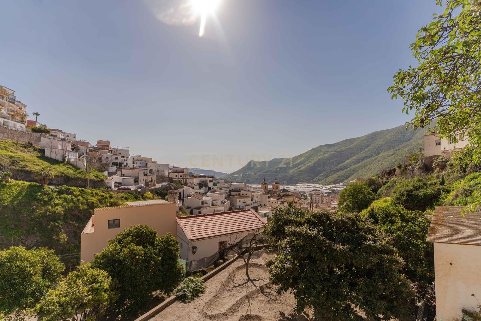 Finca/Casa Rural de 4 habitaciones en Albuñol en venta - 133.900 € (Ref: 9650838)