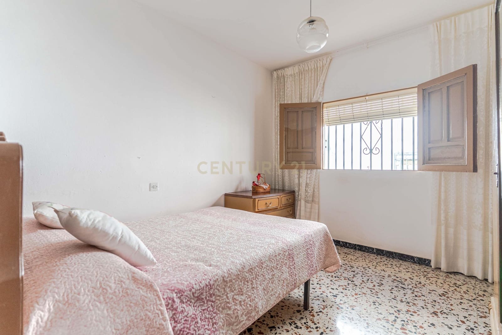 Finca/Casa Rural de 4 habitaciones en Albuñol en venta - 133.900 € (Ref: 9650838)