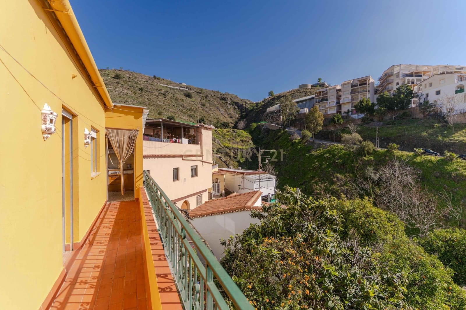 Finca/Casa Rural de 4 habitaciones en Albuñol en venta - 133.900 € (Ref: 9650838)