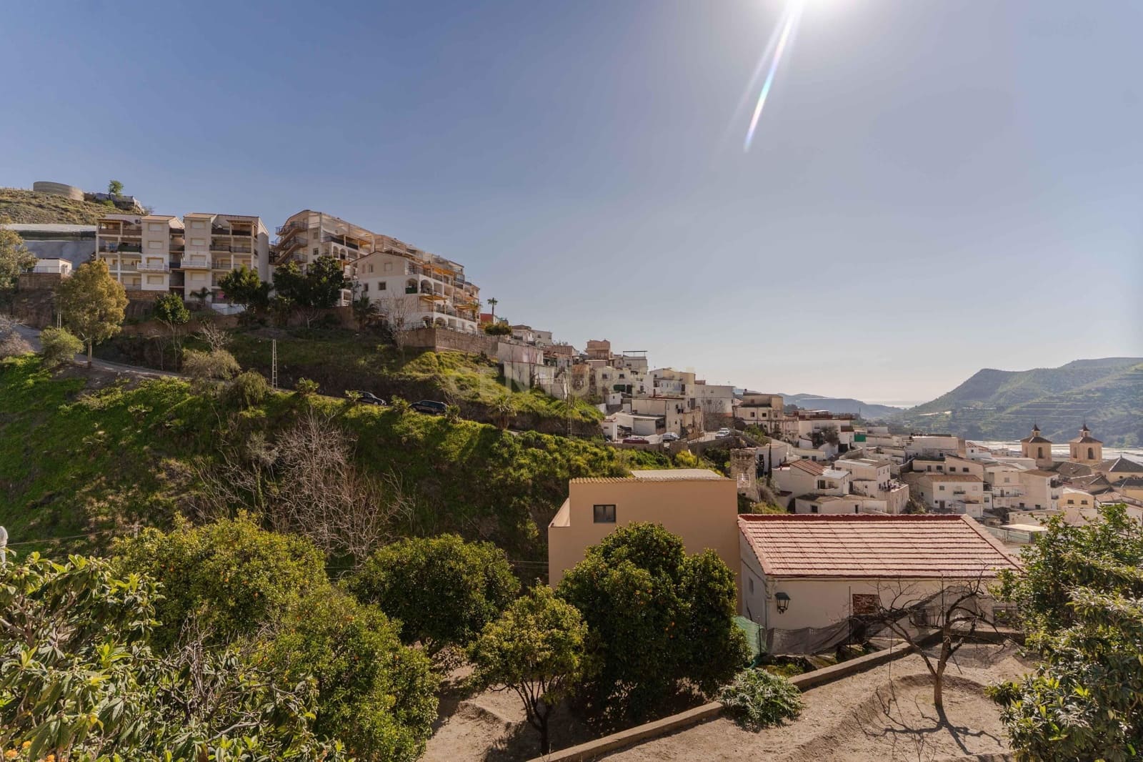 Finca/Casa Rural de 4 habitaciones en Albuñol en venta - 133.900 € (Ref: 9650838)