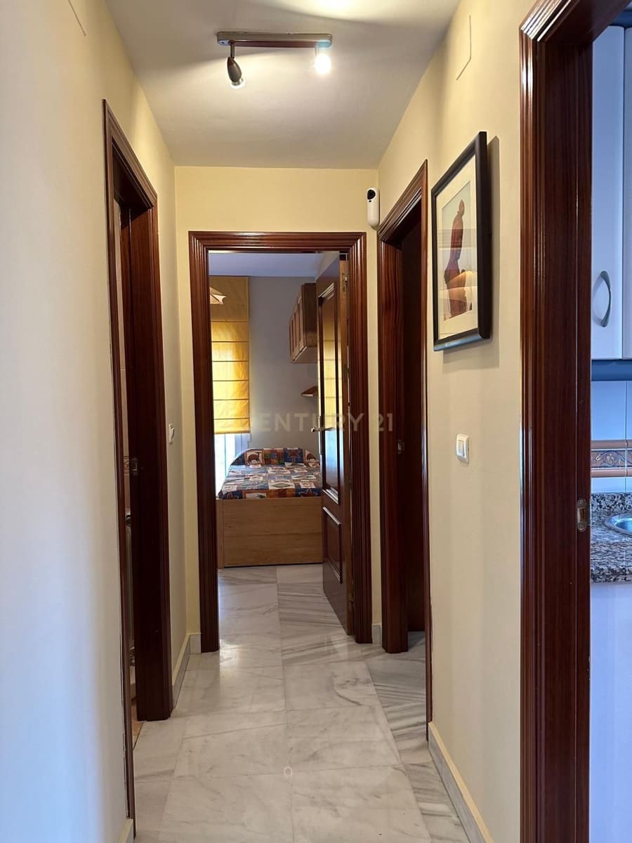 Apartamento de 2 habitaciones en Granada ciudad en alquiler - 700 € (Ref: 9653023)