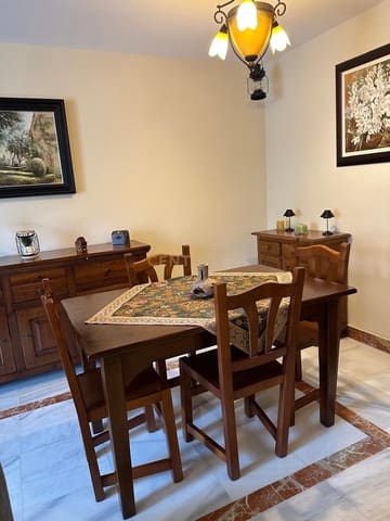 Apartamento de 2 habitaciones en Carretera de la Sierra, Granada ciudad en alquiler - 700 € (Ref: 9653023)