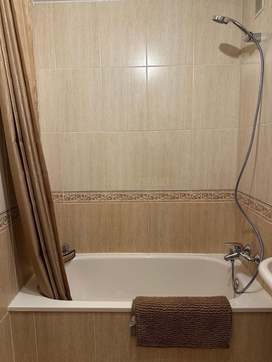 Apartamento de 2 habitaciones en Granada ciudad en alquiler - 700 € (Ref: 9653023)