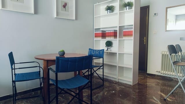 1 slaapkamer Appartement te huur in Avda. Federico Garcia Lorca - Nueva Estación Autobuses, Granada stad - € 600 (Ref: 9653317)