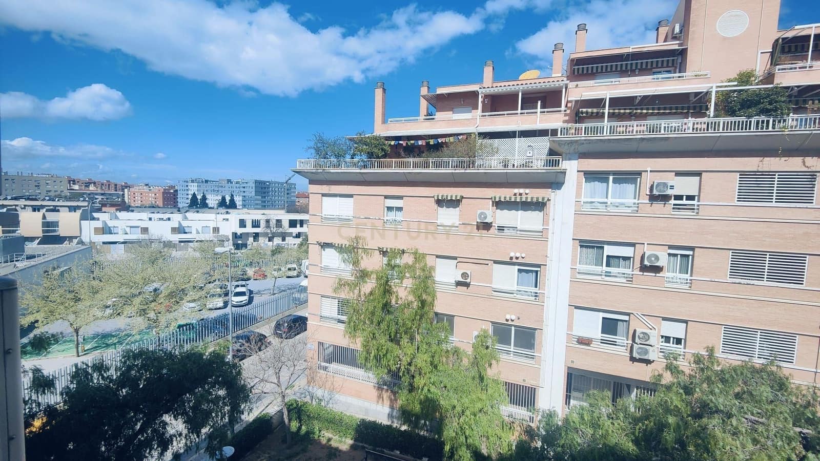 1 slaapkamer Appartement te huur in Granada stad - € 600 (Ref: 9653317)