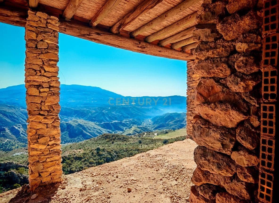 Maalaistalo myytävänä paikassa Nevada - 450 000 € (Ref: 9653318)