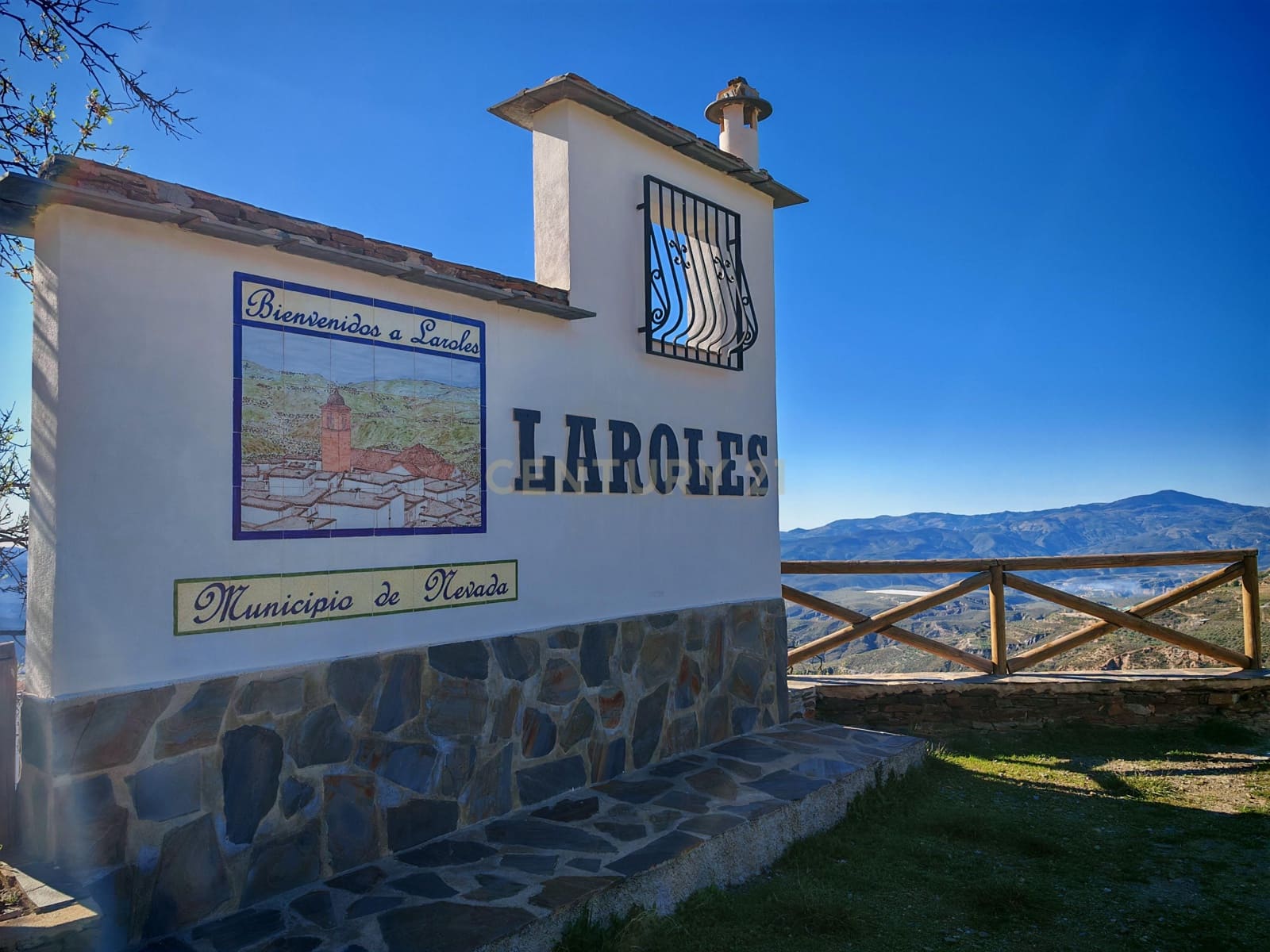 Maalaistalo myytävänä paikassa Nevada - 450 000 € (Ref: 9653318)