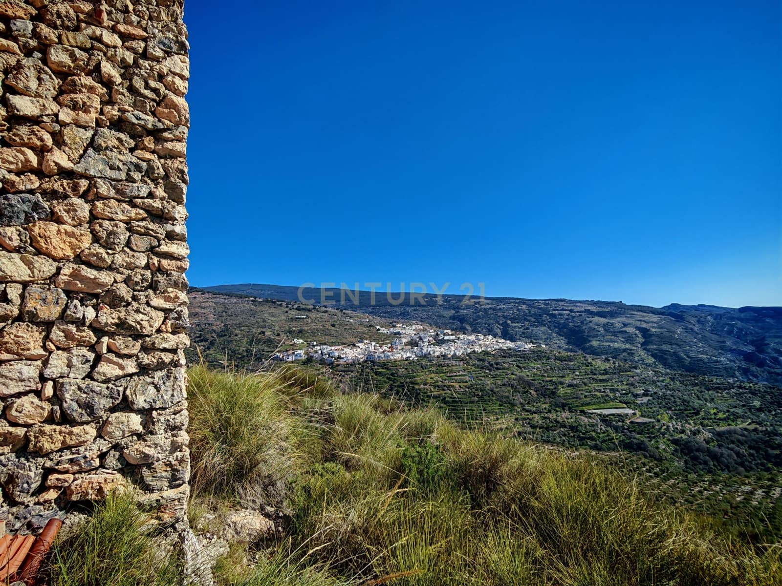 Maalaistalo myytävänä paikassa Nevada - 450 000 € (Ref: 9653318)