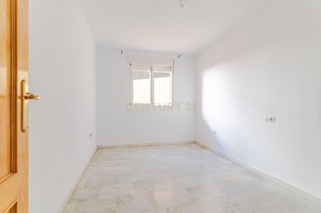 2 quarto Apartamento para venda em Cúllar Vega - 135 000 € (Ref: 9654473)