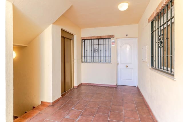 2 quarto Apartamento para venda em Cúllar Vega - 135 000 € (Ref: 9654473)