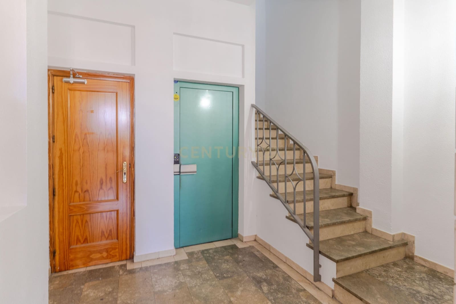 Bedrijf te koop in Armilla - € 70.000 (Ref: 9659770)