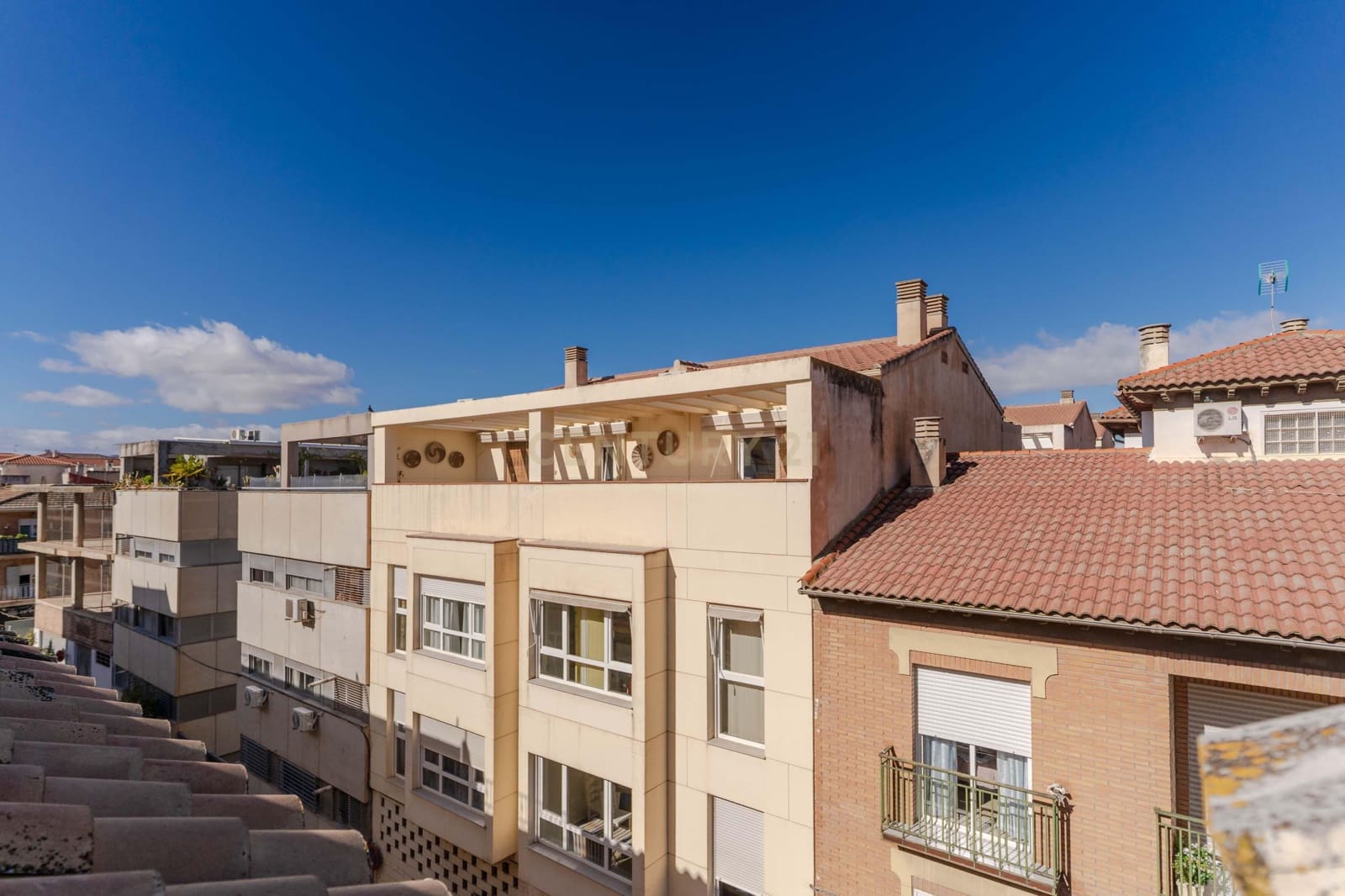 Bedrijf te koop in Armilla - € 70.000 (Ref: 9659770)