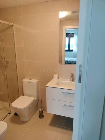 2 slaapkamer Appartement te huur in Camino de Ronda - Rosaleda, Granada stad - € 1.200 (Ref: 9665180)