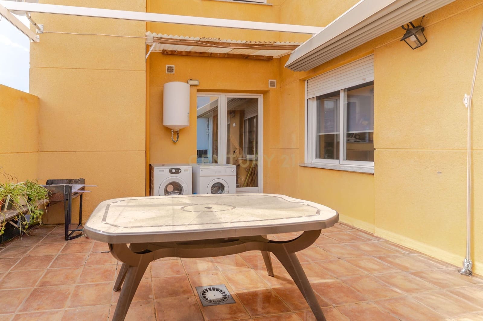 Apartamento de 3 habitaciones en Güevéjar en venta - 139.900 € (Ref: 9672166)