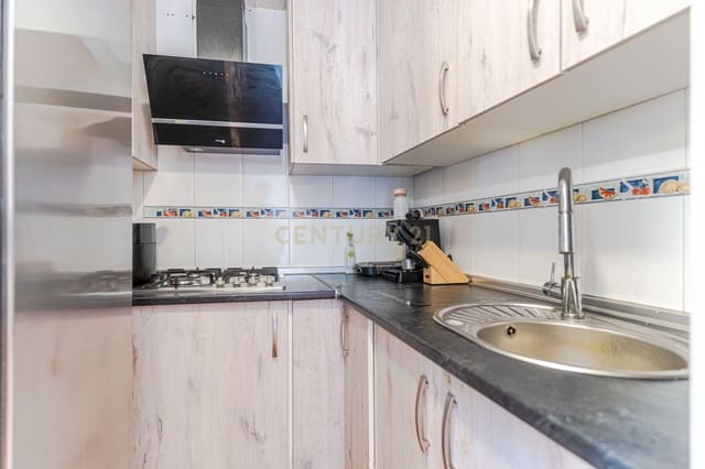 3 soveværelse Lejlighed til salg i Güevéjar - € 139.900 (Ref: 9672166)