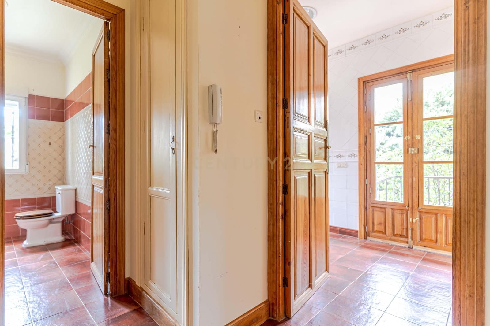 7 Zimmer Villa zu verkaufen in Albolote mit Pool Garage - 664.000 € (Ref: 9675114)