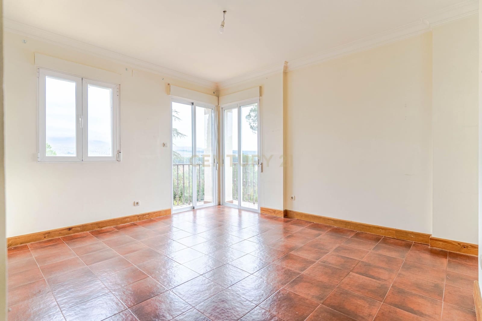 7 Zimmer Villa zu verkaufen in Albolote mit Pool Garage - 664.000 € (Ref: 9675114)