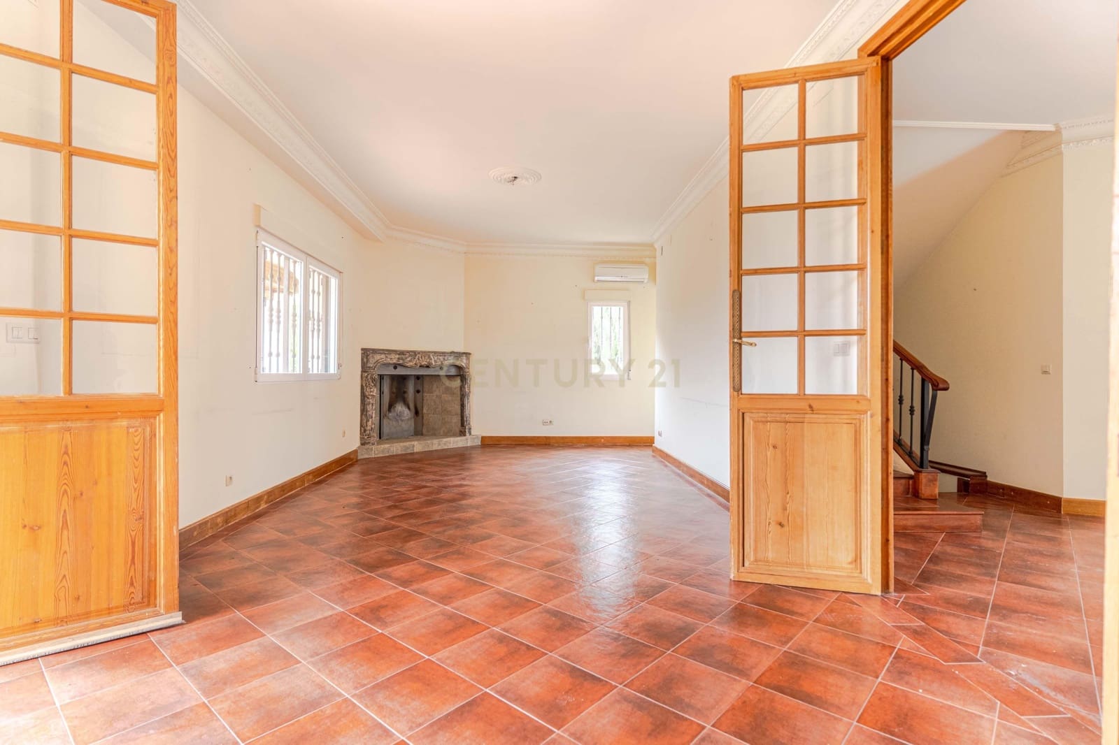 7 Zimmer Villa zu verkaufen in Albolote mit Pool Garage - 664.000 € (Ref: 9675114)