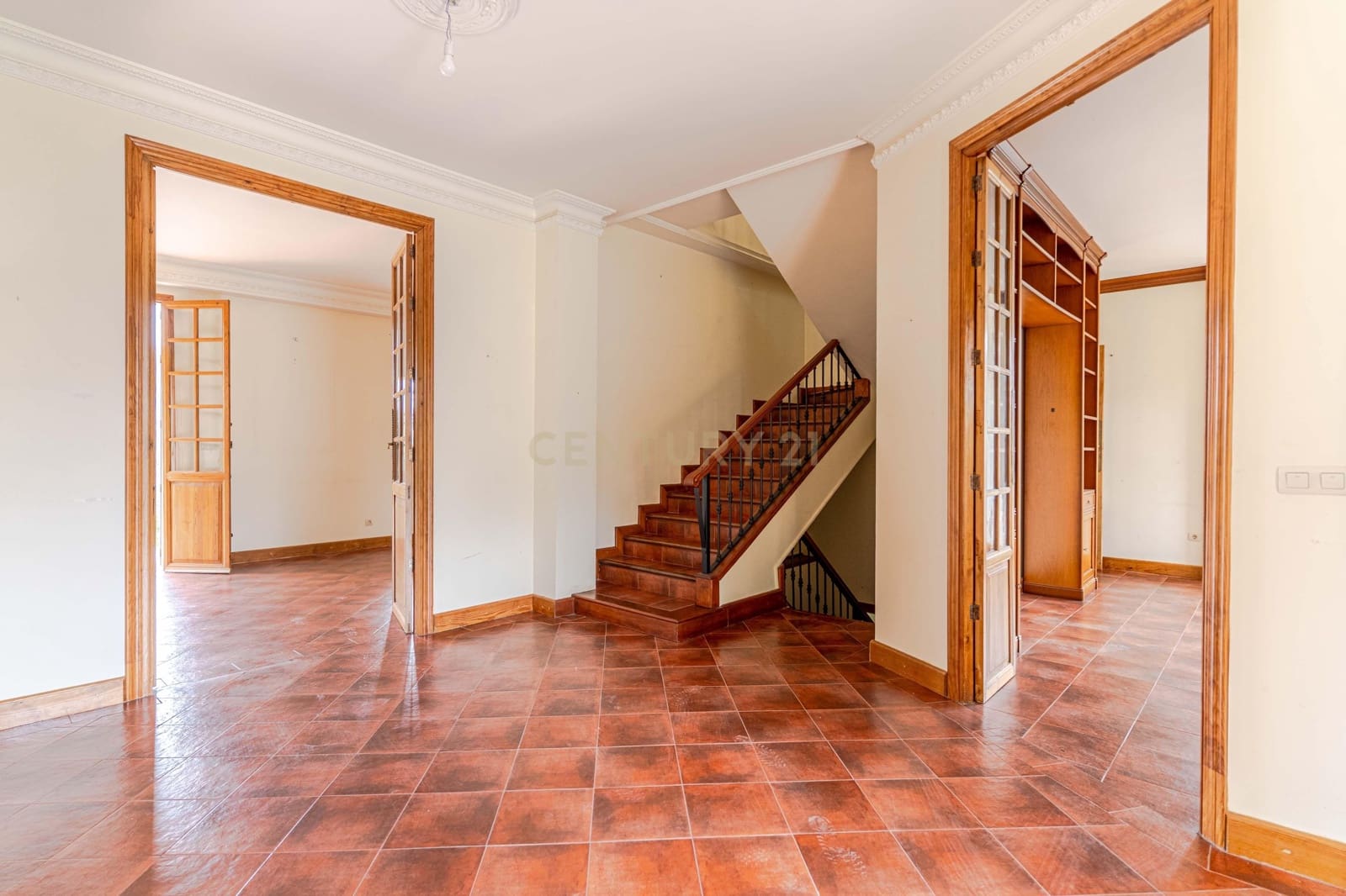 7 Zimmer Villa zu verkaufen in Albolote mit Pool Garage - 664.000 € (Ref: 9675114)