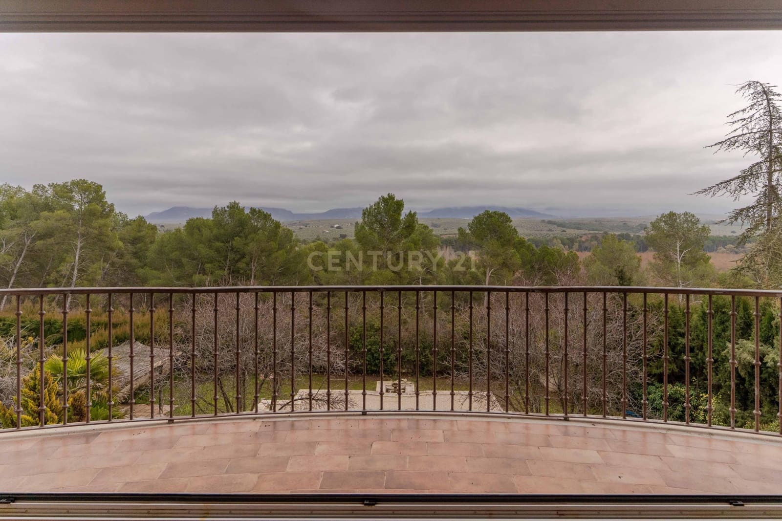 7 Zimmer Villa zu verkaufen in Albolote mit Pool Garage - 664.000 € (Ref: 9675114)