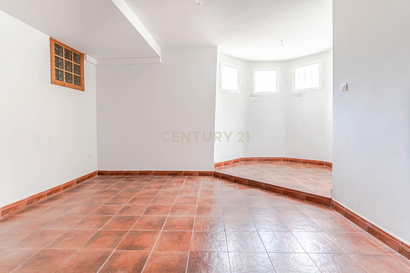 7 Zimmer Villa zu verkaufen in Albolote mit Pool Garage - 664.000 € (Ref: 9675114)