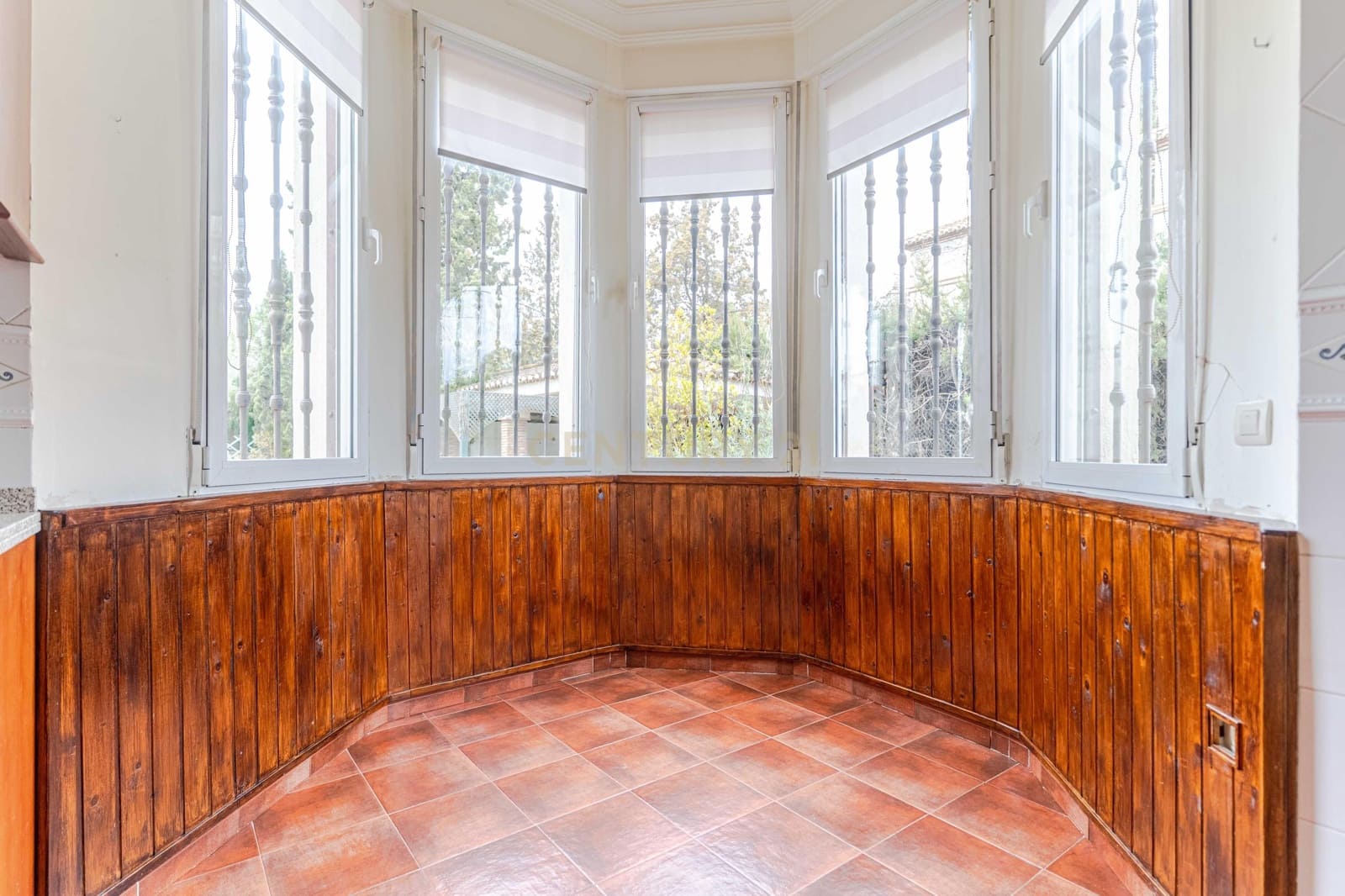 7 Zimmer Villa zu verkaufen in Albolote mit Pool Garage - 664.000 € (Ref: 9675114)