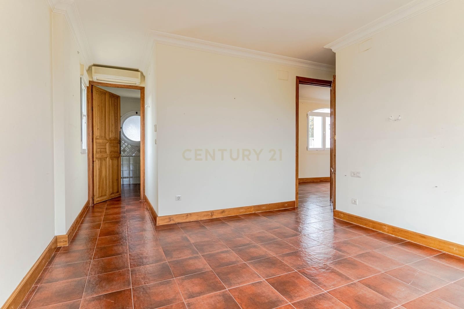 7 Zimmer Villa zu verkaufen in Albolote mit Pool Garage - 664.000 € (Ref: 9675114)