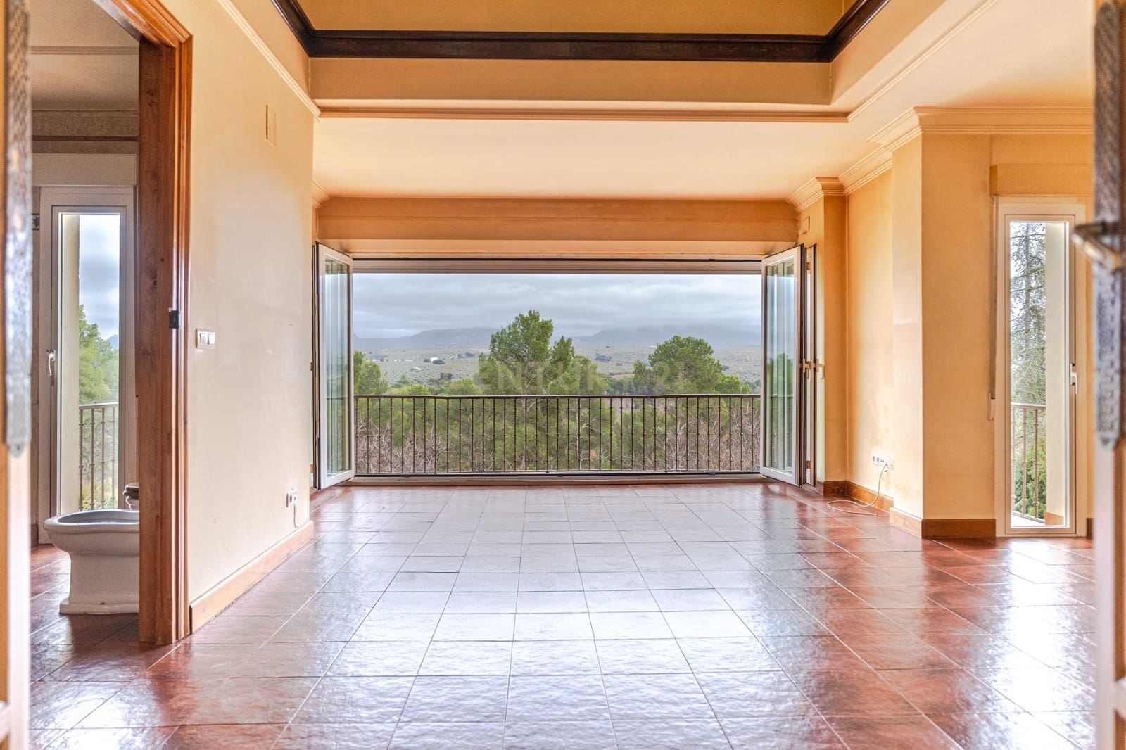 7 Zimmer Villa zu verkaufen in Albolote mit Pool Garage - 664.000 € (Ref: 9675114)