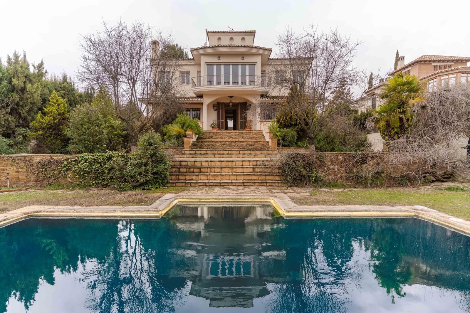 7 Zimmer Villa zu verkaufen in Albolote mit Pool Garage - 664.000 € (Ref: 9675114)