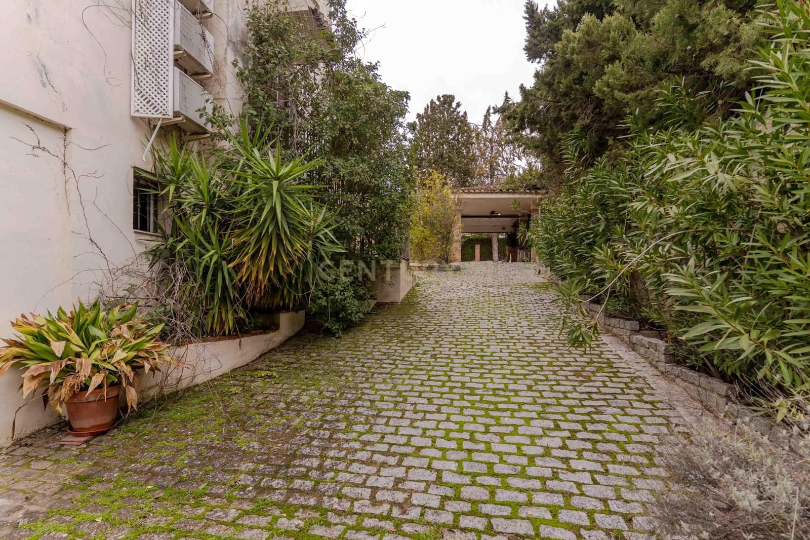 7 Zimmer Villa zu verkaufen in Albolote mit Pool Garage - 664.000 € (Ref: 9675114)