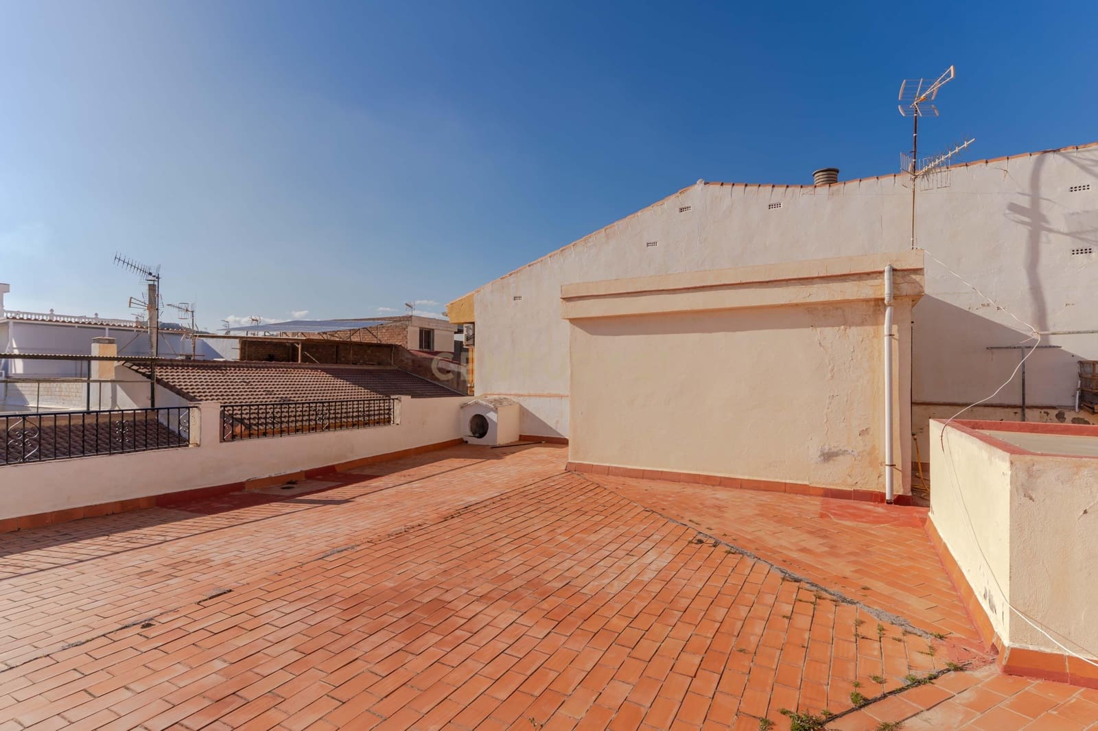 4 sovrum Hus till salu i Motril - 234 900 € (Ref: 9684346)