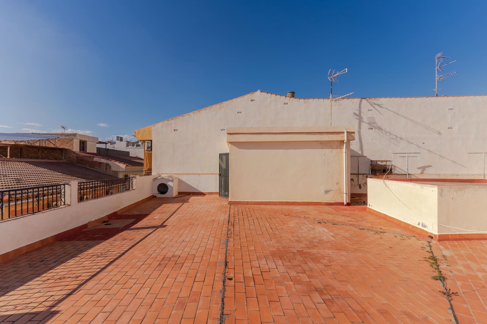 4 sovrum Hus till salu i Motril - 234 900 € (Ref: 9684346)