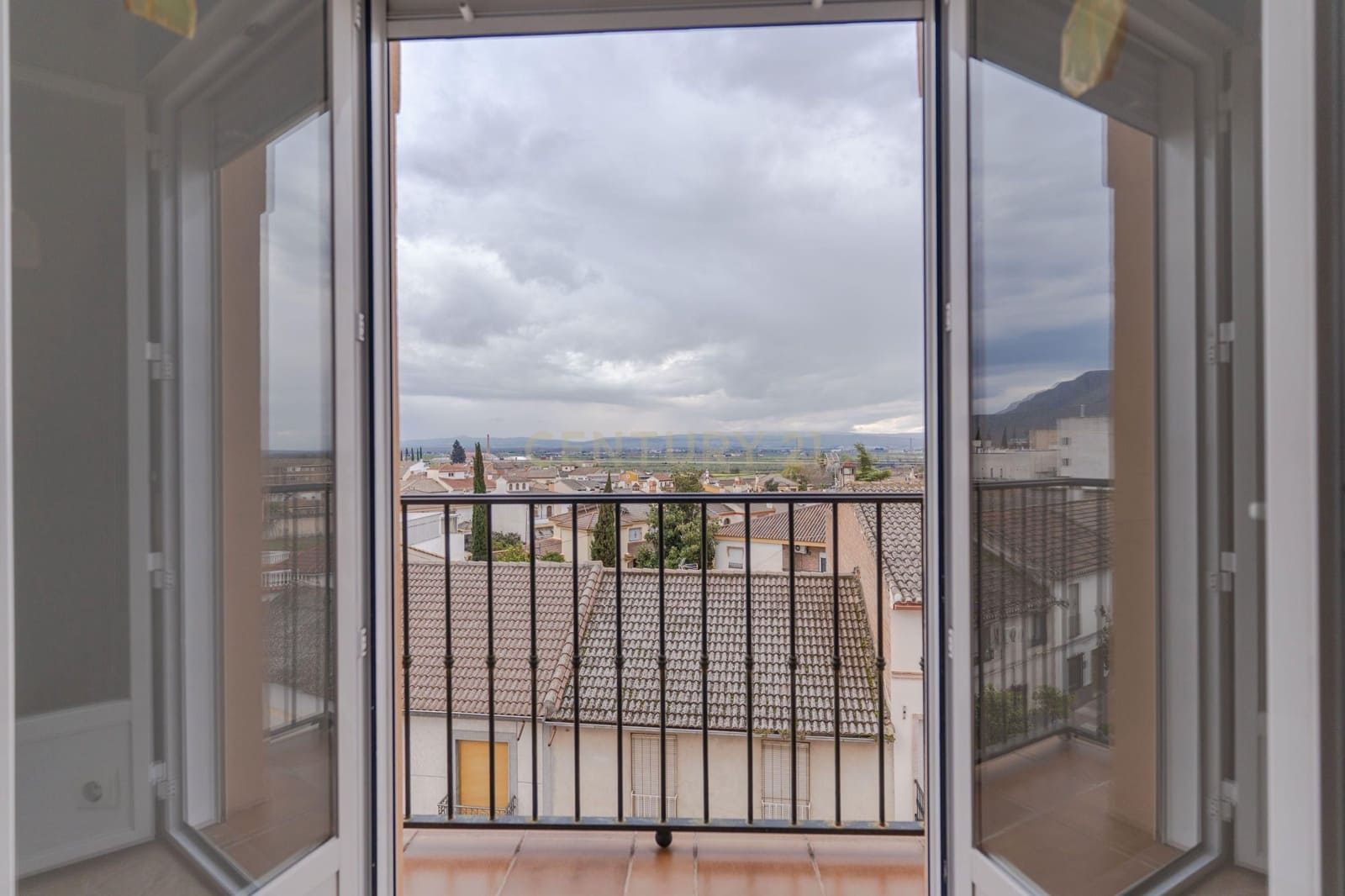 2 quarto Apartamento para venda em Pinos Puente com garagem - 102 000 € (Ref: 9687637)