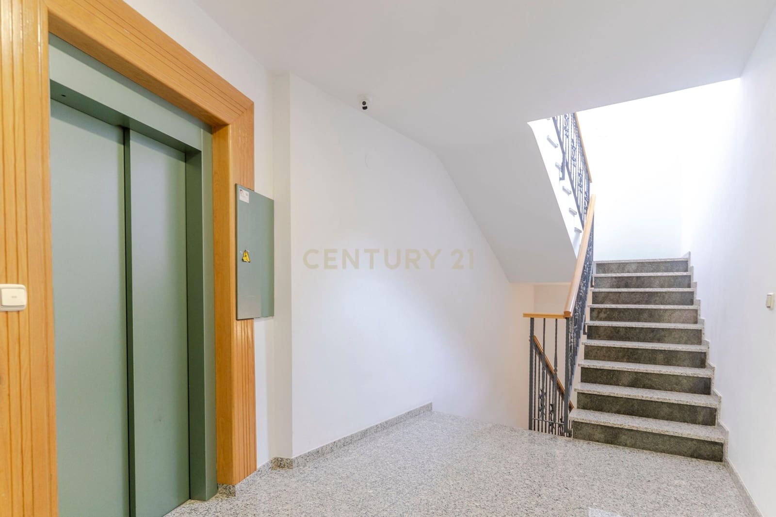 3 Zimmer Penthouse zu verkaufen in Motril - 349.000 € (Ref: 9688481)