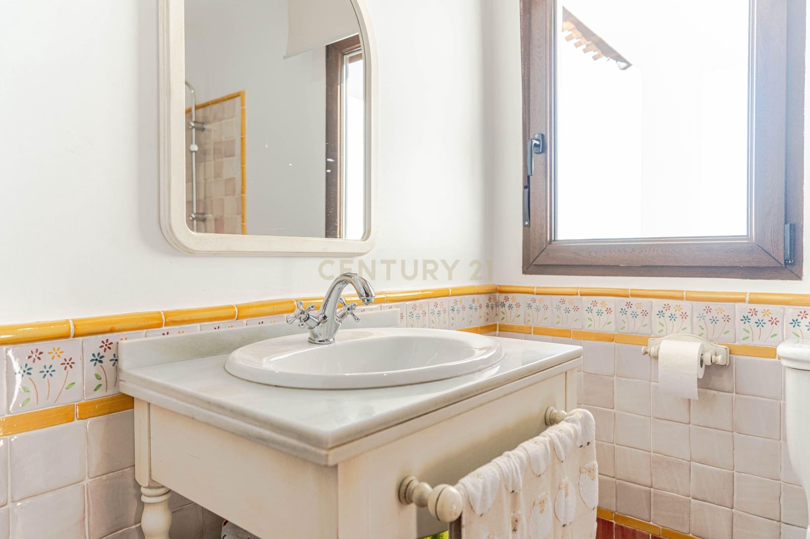 4 sypialnia Willa na sprzedaż w La Zubia z basenem garażem - 540 000 € (Ref: 9694251)