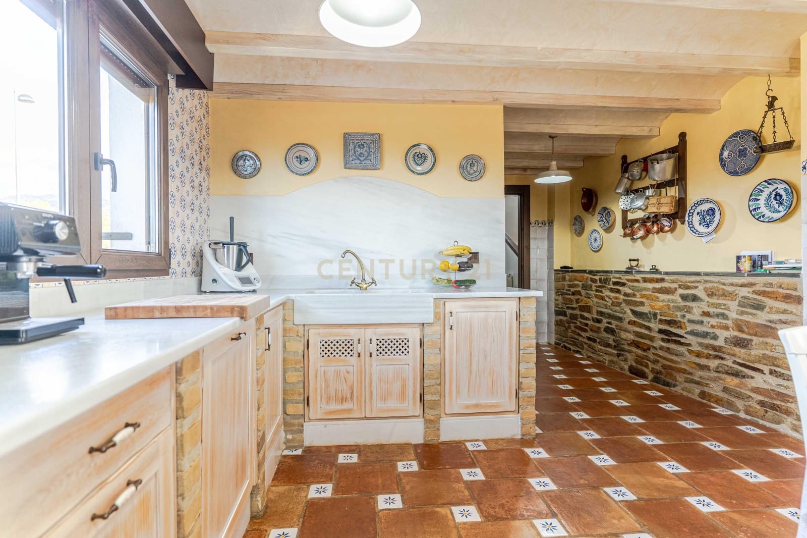 4 sypialnia Willa na sprzedaż w La Zubia z basenem garażem - 540 000 € (Ref: 9694251)