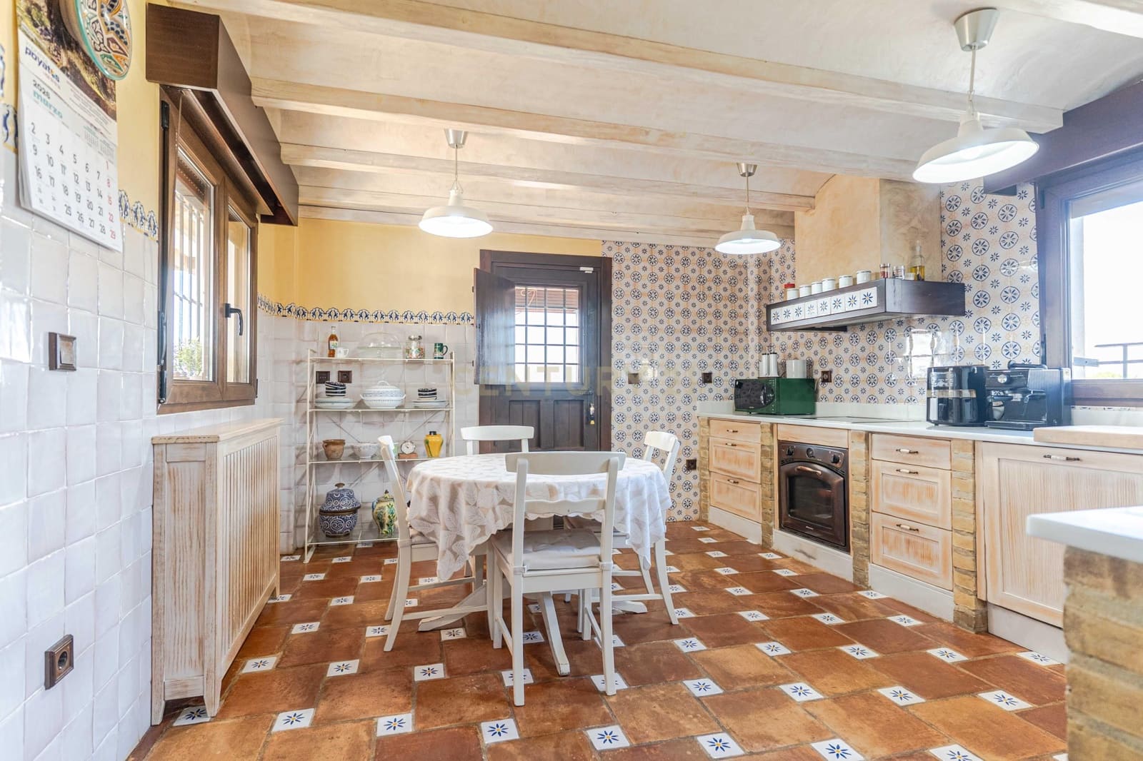 4 sypialnia Willa na sprzedaż w La Zubia z basenem garażem - 540 000 € (Ref: 9694251)