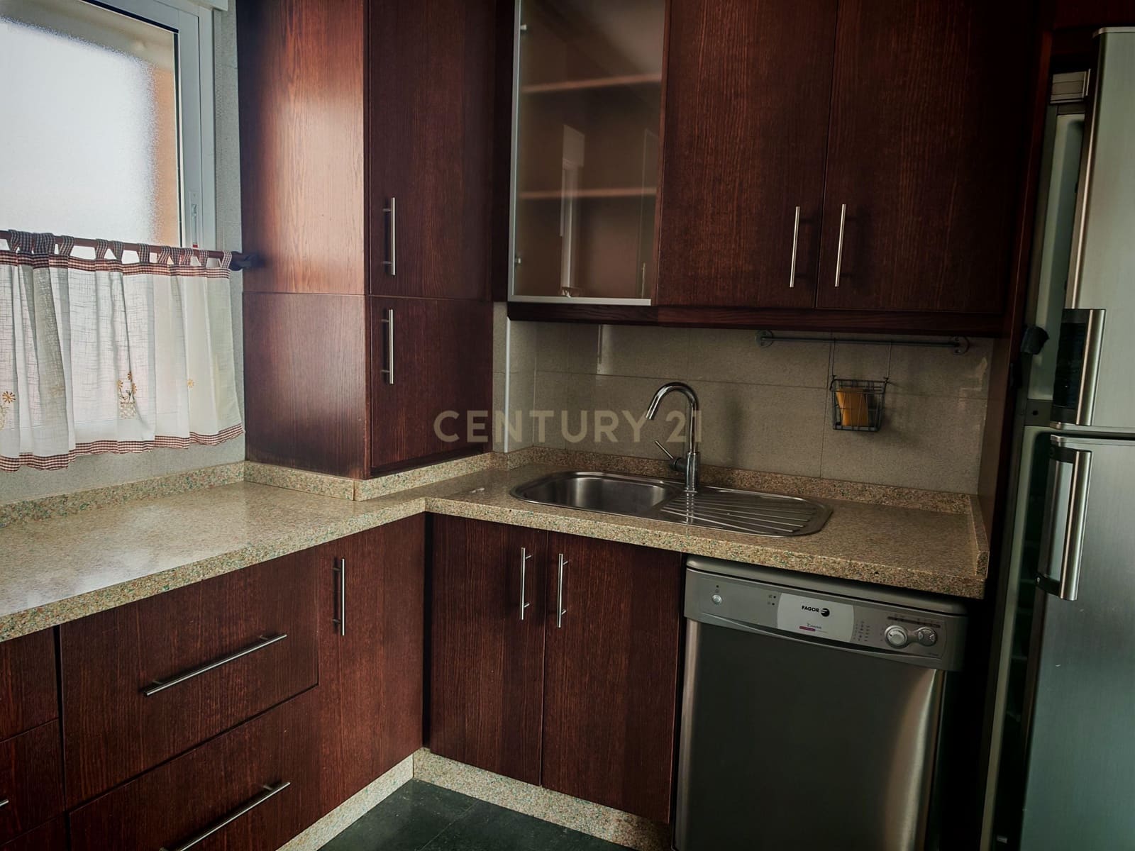 2 sovrum Lägenhet att hyra i Armilla - 750 € (Ref: 9694469)