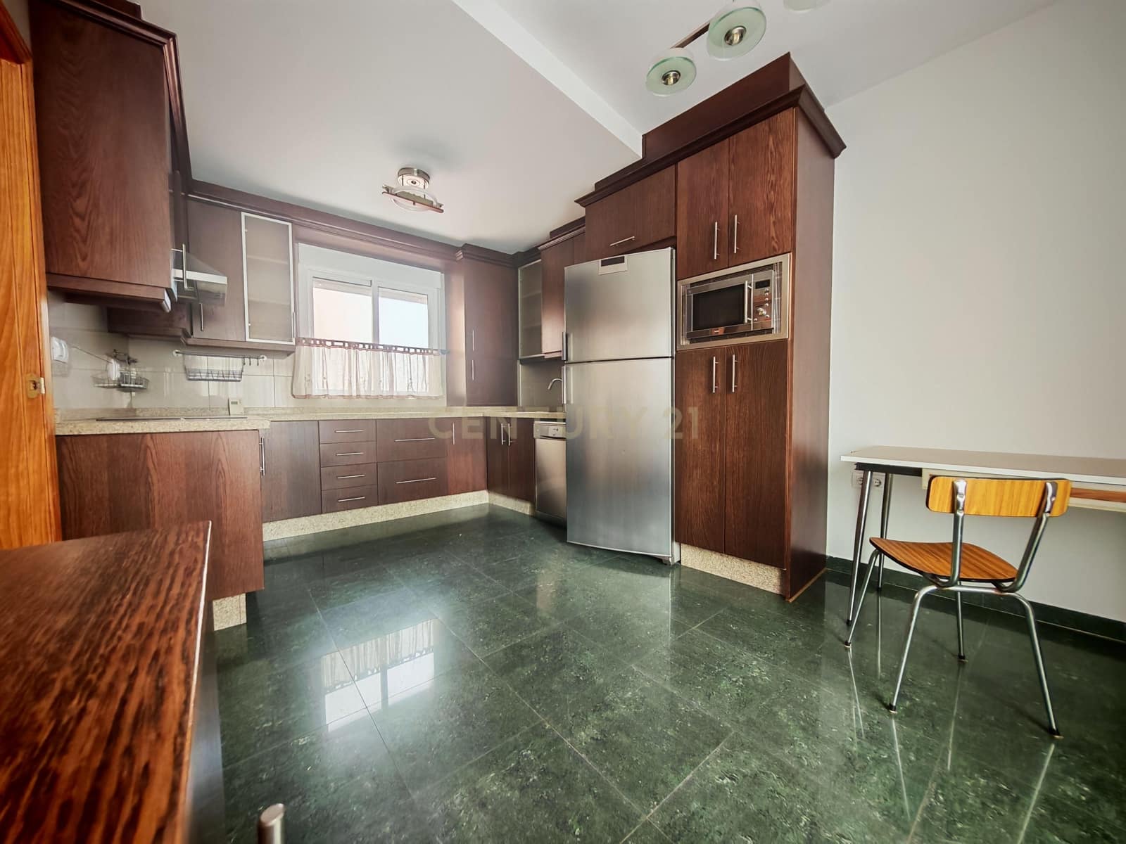 2 sovrum Lägenhet att hyra i Armilla - 750 € (Ref: 9694469)