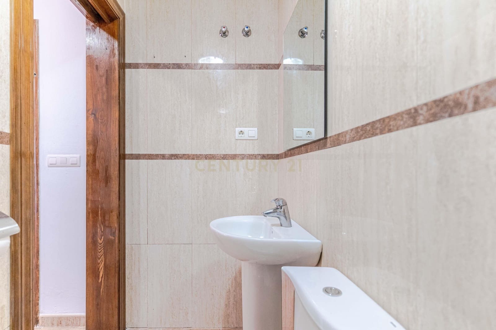 Apartamento de 1 habitación en Motril en venta - 105.000 € (Ref: 9694470)