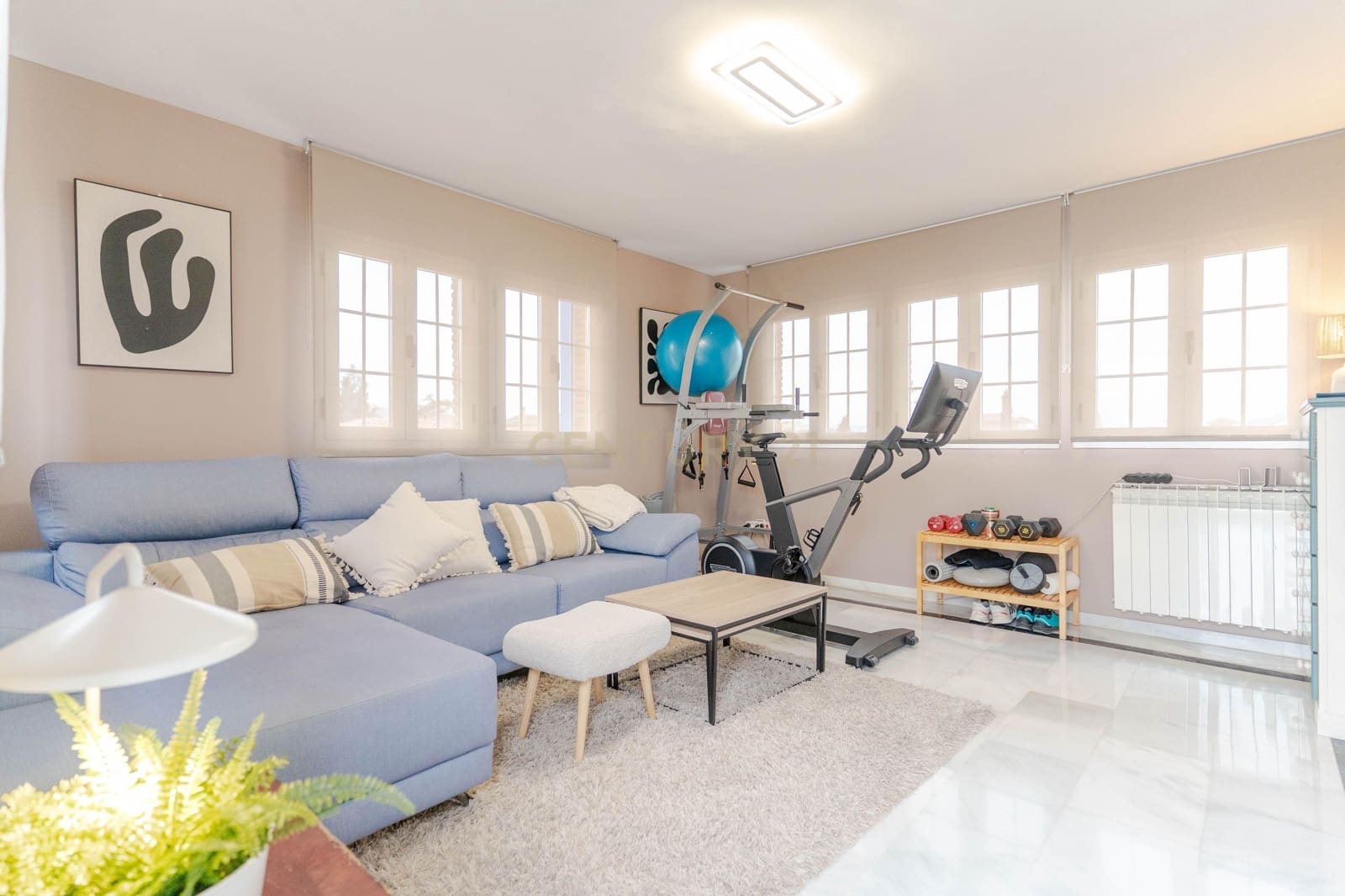 5 bedroom Villa for sale in Ogijares with pool - € 530,000 (Ref: 9697844)