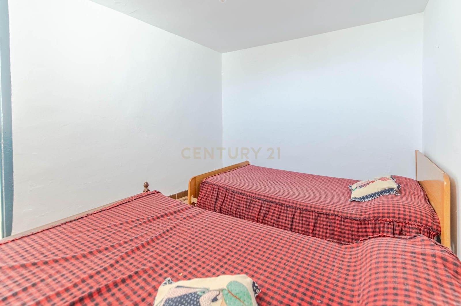 4 Zimmer Finca/Landgut zu verkaufen in Velez de Benaudalla - 190.000 € (Ref: 9697845)