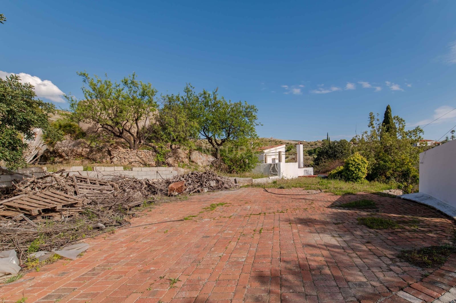 4 Zimmer Finca/Landgut zu verkaufen in Velez de Benaudalla - 190.000 € (Ref: 9697845)