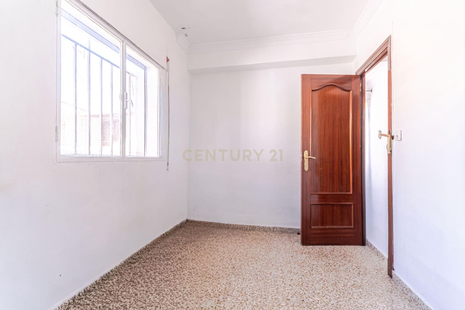 3 bedroom Townhouse for sale in Albolote - € 175,000 (Ref: 9700002)