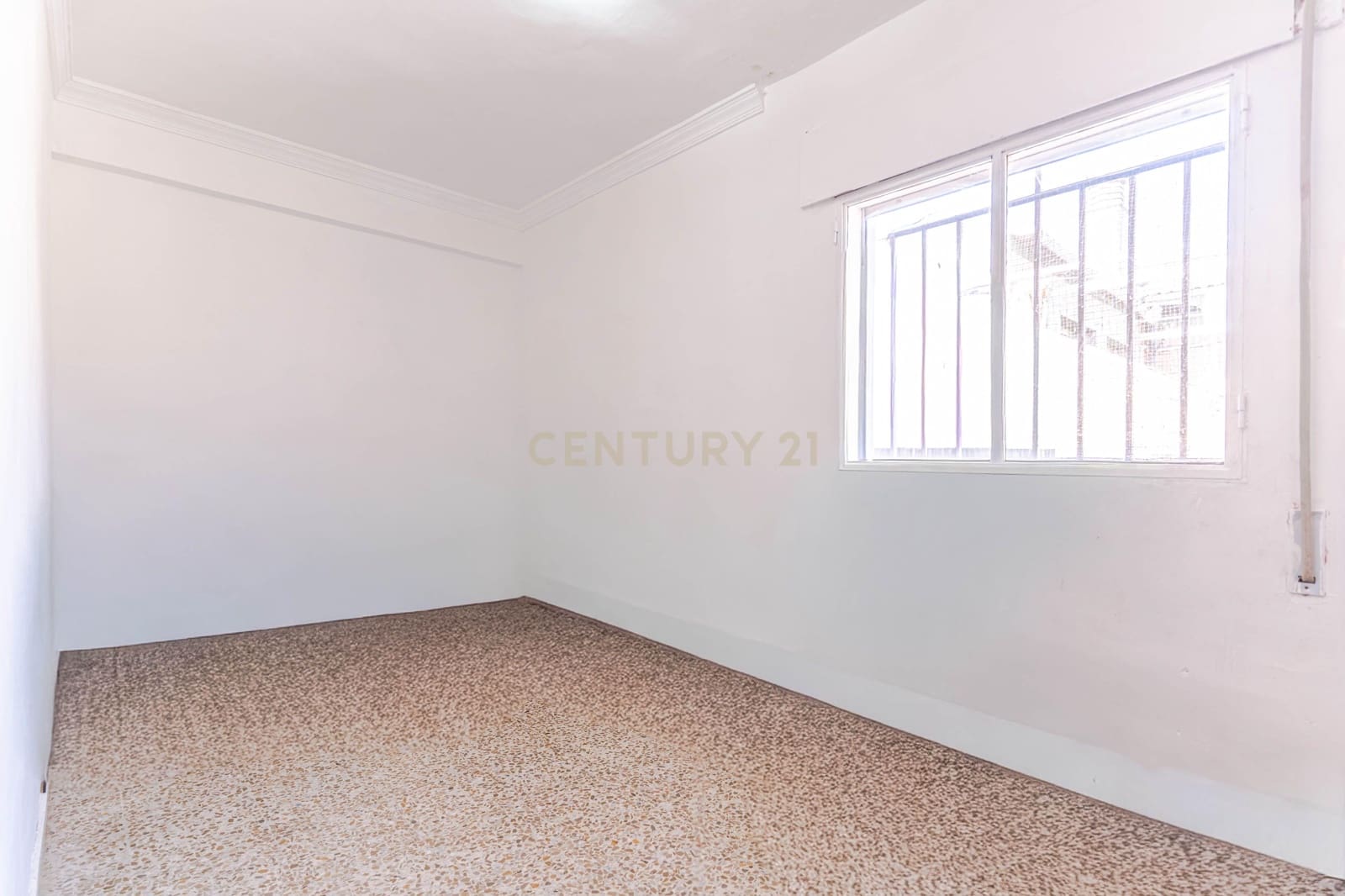 3 bedroom Townhouse for sale in Albolote - € 175,000 (Ref: 9700002)