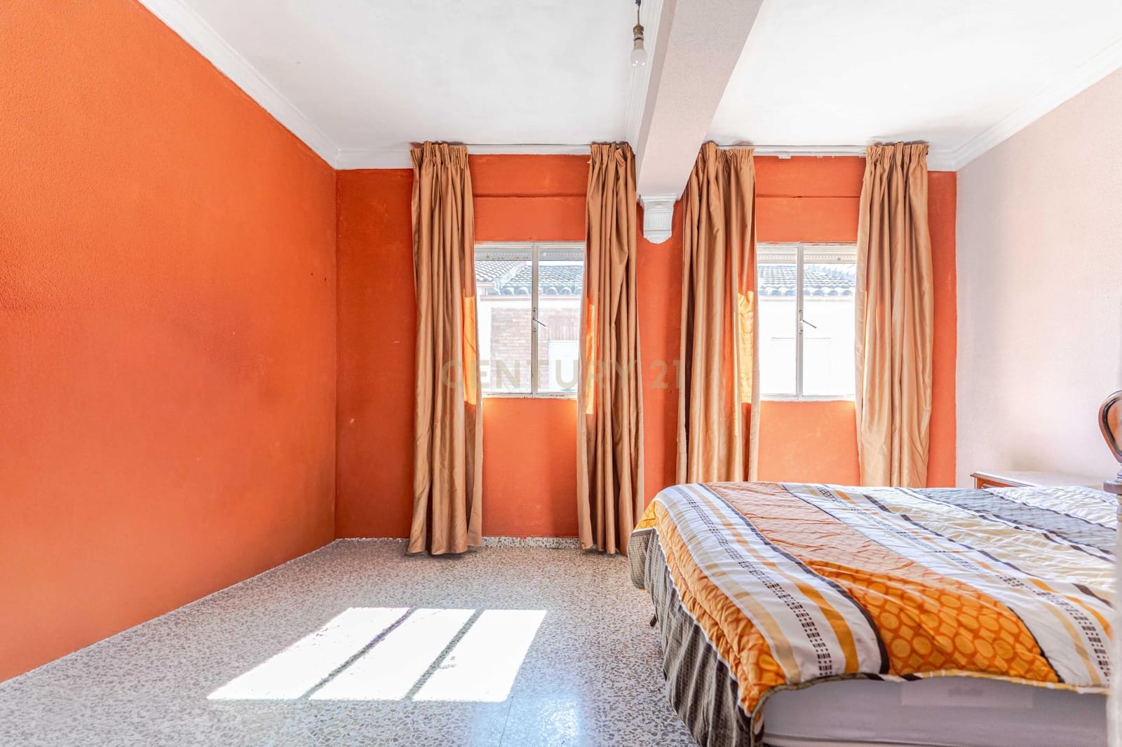 3 bedroom Townhouse for sale in Albolote - € 175,000 (Ref: 9700002)