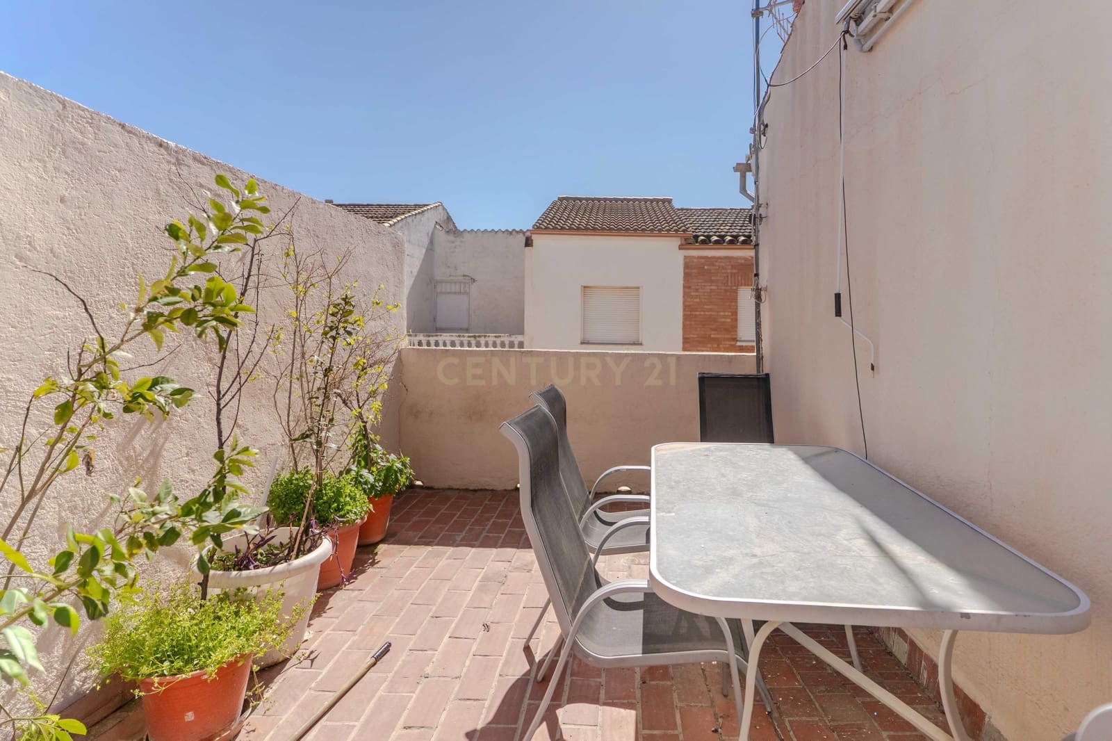 3 bedroom Townhouse for sale in Albolote - € 175,000 (Ref: 9700002)
