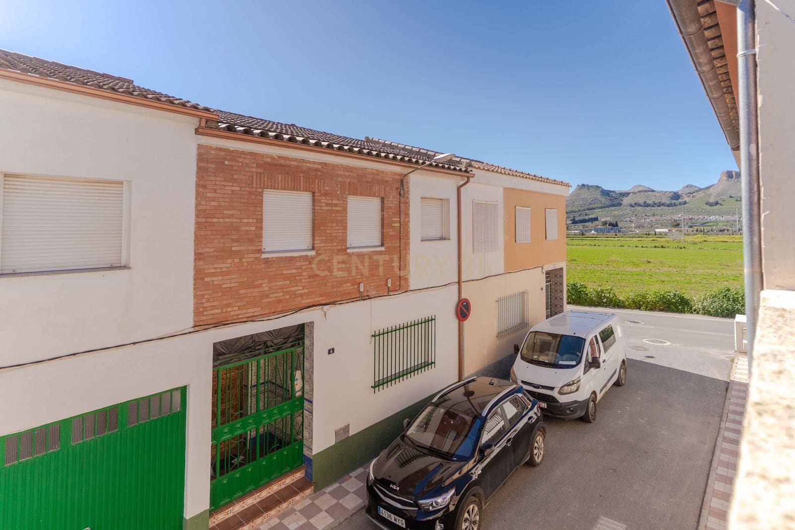 3 bedroom Townhouse for sale in Albolote - € 175,000 (Ref: 9700002)