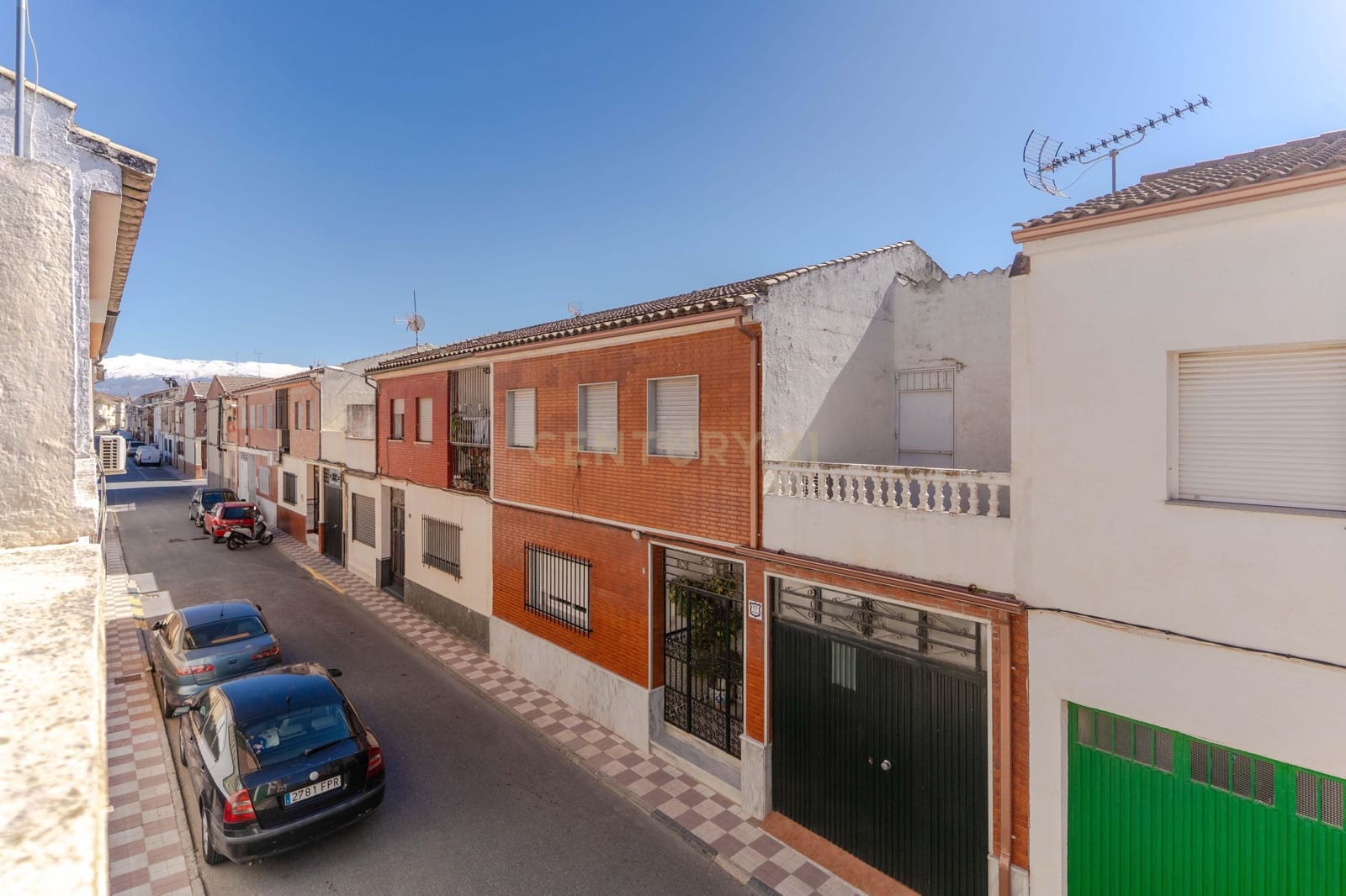 3 bedroom Townhouse for sale in Albolote - € 175,000 (Ref: 9700002)